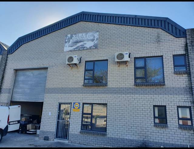 295M² FACTORY TO LET IN SAXENBURG PARK 1
